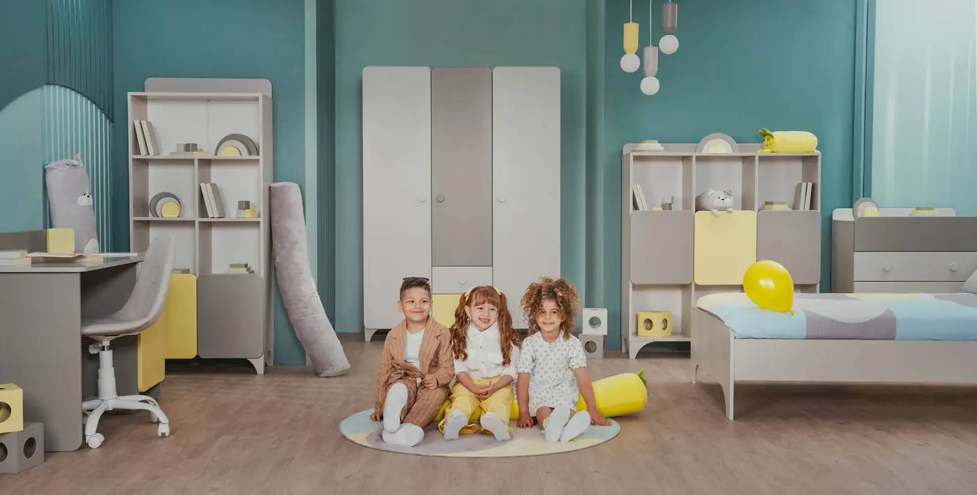 Children playing in a Minia Montessori room